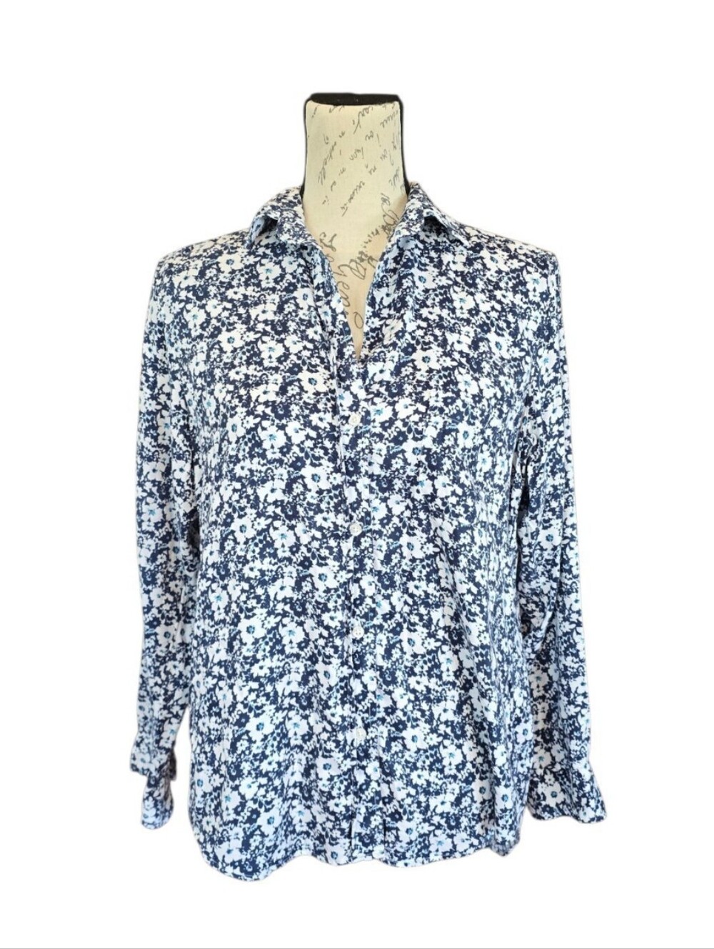 Grayson The Hero Floral Blue White Button Long Sleeve BlousevS
